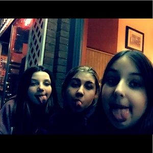 Meet your Posher, Eloise